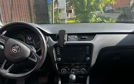 Skoda Octavia, 2019 год, 1 880 000 рублей, 6 фотография