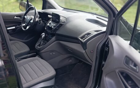 Ford Tourneo Connect II рестайлинг, 2019 год, 2 500 000 рублей, 10 фотография