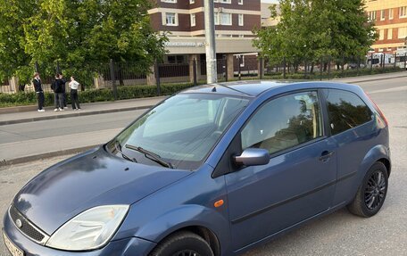 Ford Fiesta, 2005 год, 235 000 рублей, 3 фотография