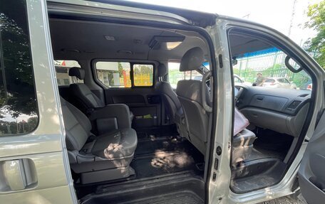 Hyundai Grand Starex Grand Starex I рестайлинг 2, 2008 год, 1 550 000 рублей, 3 фотография