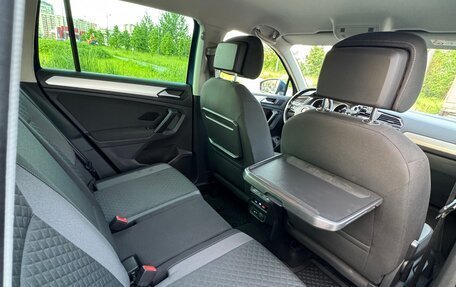 Volkswagen Tiguan II, 2019 год, 2 090 000 рублей, 8 фотография