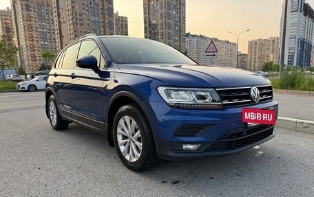 Volkswagen Tiguan II, 2019 год, 2 090 000 рублей, 5 фотография