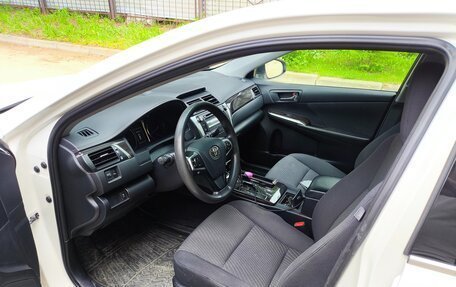 Toyota Camry, 2015 год, 1 950 000 рублей, 9 фотография