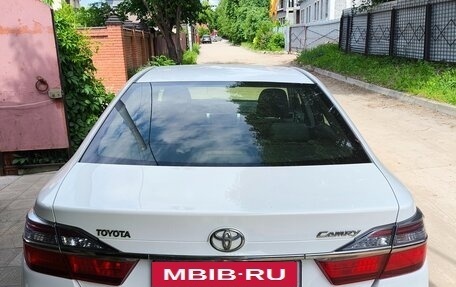Toyota Camry, 2015 год, 1 950 000 рублей, 6 фотография