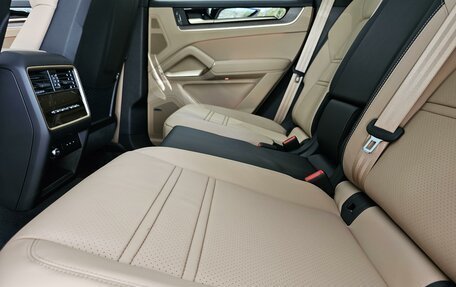 Porsche Cayenne III, 2024 год, 23 880 000 рублей, 11 фотография