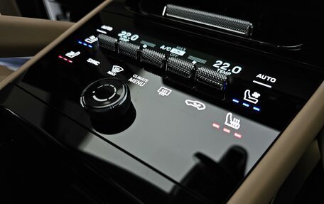 Porsche Cayenne III, 2024 год, 23 880 000 рублей, 39 фотография