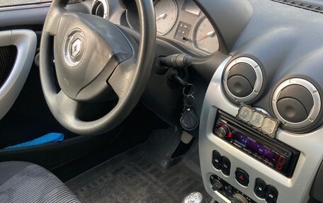 Renault Logan I, 2011 год, 370 000 рублей, 3 фотография
