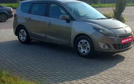 Renault Scenic III, 2009 год, 650 000 рублей, 6 фотография