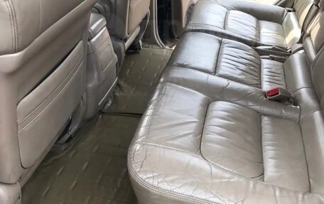 Lexus LX II, 1999 год, 2 100 000 рублей, 11 фотография