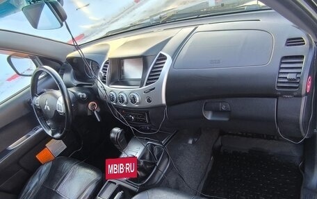 Mitsubishi L200 IV рестайлинг, 2014 год, 1 620 000 рублей, 6 фотография