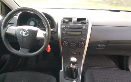 Toyota Corolla, 2010 год, 1 050 000 рублей, 7 фотография