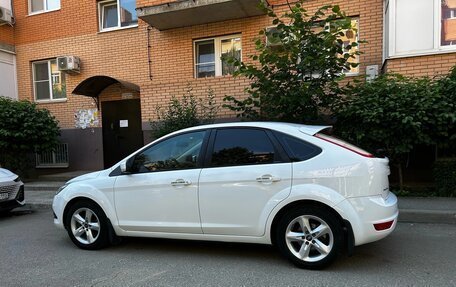 Ford Focus II рестайлинг, 2010 год, 830 000 рублей, 2 фотография
