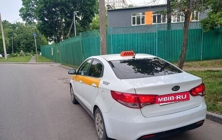 KIA Rio III рестайлинг, 2016 год, 750 000 рублей, 3 фотография