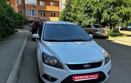 Ford Focus II рестайлинг, 2010 год, 830 000 рублей, 4 фотография