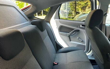 Ford Focus II рестайлинг, 2010 год, 830 000 рублей, 21 фотография