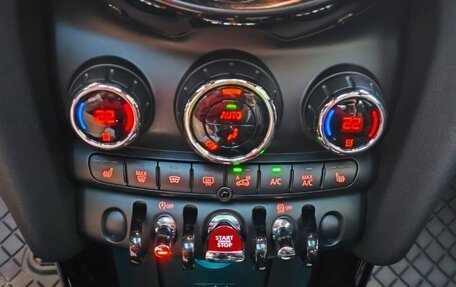 MINI Hatch, 2015 год, 1 600 000 рублей, 9 фотография