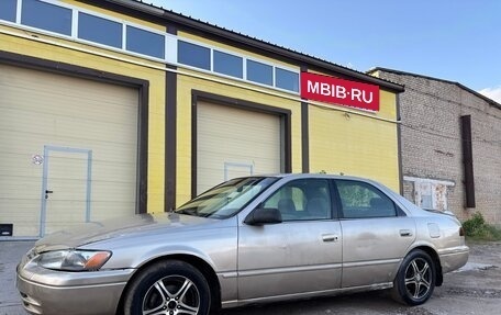 Toyota Camry, 1997 год, 370 000 рублей, 3 фотография
