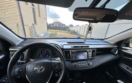 Toyota RAV4, 2014 год, 1 930 000 рублей, 3 фотография