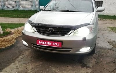 Toyota Camry V40, 2004 год, 800 000 рублей, 1 фотография