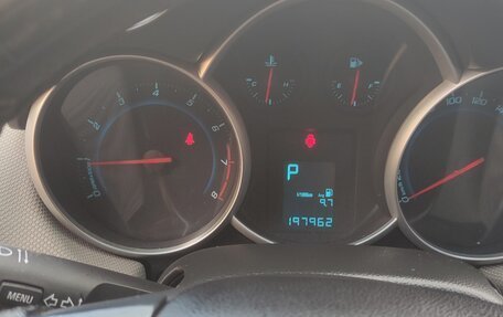 Chevrolet Cruze II, 2013 год, 990 000 рублей, 3 фотография