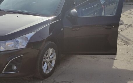 Chevrolet Cruze II, 2013 год, 990 000 рублей, 8 фотография