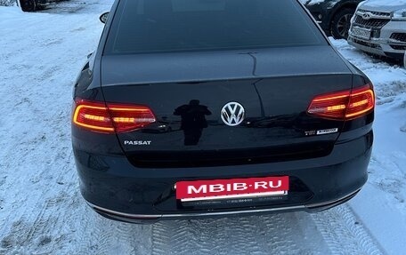 Volkswagen Passat B8 рестайлинг, 2016 год, 2 675 000 рублей, 4 фотография