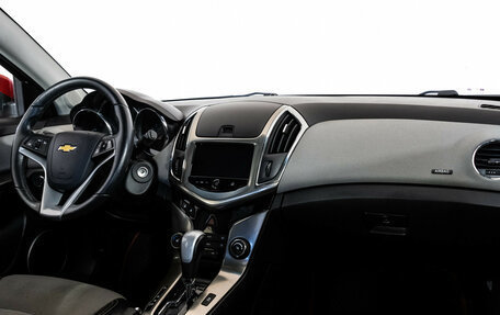 Chevrolet Cruze II, 2014 год, 825 000 рублей, 9 фотография