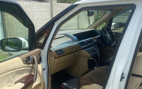 Honda Elysion I, 2004 год, 1 080 000 рублей, 6 фотография