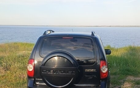 Chevrolet Niva I рестайлинг, 2010 год, 529 999 рублей, 4 фотография