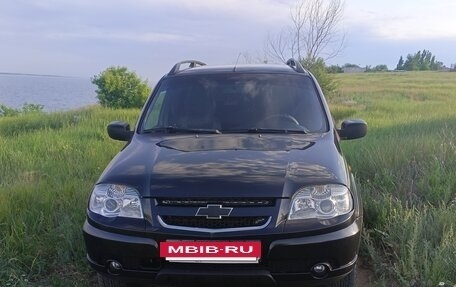 Chevrolet Niva I рестайлинг, 2010 год, 529 999 рублей, 8 фотография