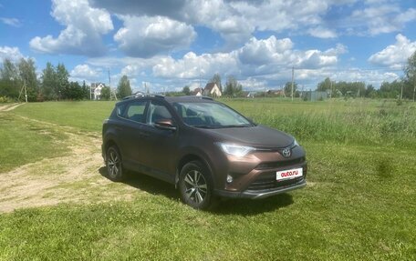 Toyota RAV4, 2017 год, 3 500 000 рублей, 2 фотография