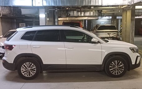 Volkswagen Taos, 2021 год, 2 499 000 рублей, 4 фотография