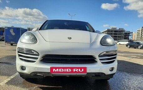 Porsche Cayenne III, 2012 год, 2 000 000 рублей, 2 фотография