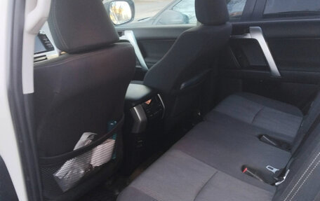 Toyota Land Cruiser Prado 150 рестайлинг 2, 2020 год, 5 515 000 рублей, 4 фотография