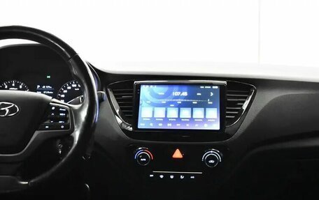 Hyundai Solaris II рестайлинг, 2019 год, 1 470 000 рублей, 5 фотография