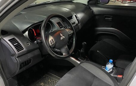 Mitsubishi Outlander III рестайлинг 3, 2007 год, 1 050 000 рублей, 5 фотография