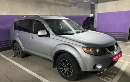 Mitsubishi Outlander III рестайлинг 3, 2007 год, 1 050 000 рублей, 2 фотография