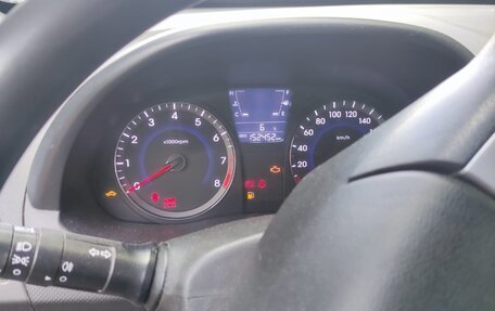 Hyundai Solaris II рестайлинг, 2013 год, 750 000 рублей, 6 фотография