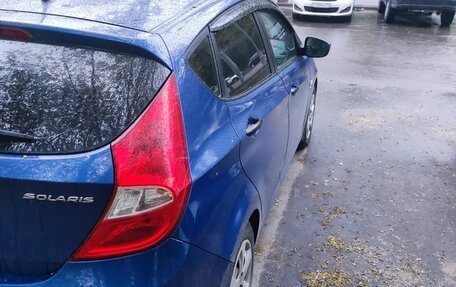 Hyundai Solaris II рестайлинг, 2013 год, 750 000 рублей, 3 фотография