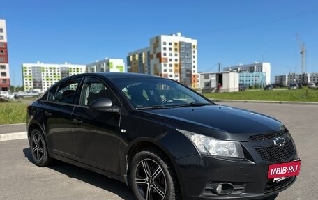 Chevrolet Cruze II, 2011 год, 710 000 рублей, 8 фотография