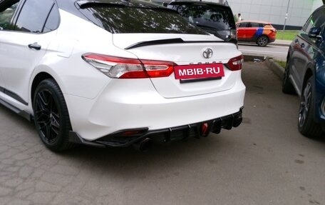 Toyota Camry, 2019 год, 2 700 000 рублей, 2 фотография