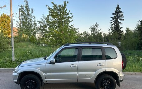 Chevrolet Niva I рестайлинг, 2012 год, 470 000 рублей, 6 фотография