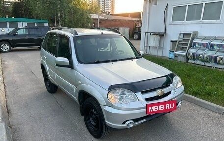 Chevrolet Niva I рестайлинг, 2012 год, 470 000 рублей, 2 фотография