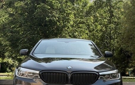 BMW 5 серия, 2019 год, 5 750 000 рублей, 2 фотография