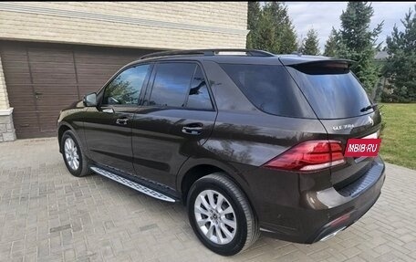 Mercedes-Benz GLE, 2017 год, 3 700 000 рублей, 3 фотография