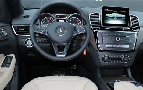 Mercedes-Benz GLE, 2017 год, 3 700 000 рублей, 19 фотография