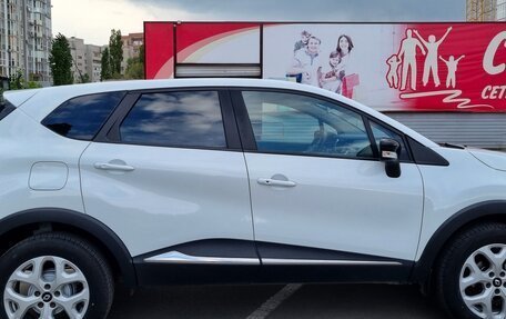 Renault Kaptur I рестайлинг, 2017 год, 1 000 000 рублей, 6 фотография