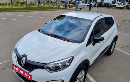 Renault Kaptur I рестайлинг, 2017 год, 1 000 000 рублей, 2 фотография