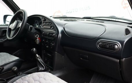 Chevrolet Niva I рестайлинг, 2017 год, 749 000 рублей, 9 фотография