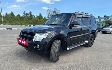 Mitsubishi Pajero IV, 2011 год, 1 750 000 рублей, 3 фотография